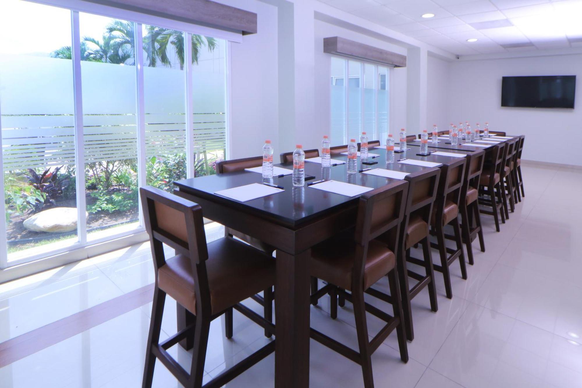 Holiday Inn Express Manzanillo By Ihg Exteriér fotografie